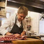Gaestehaus Am Wasserschloss & Restaurant Wasserschloss ゲストハウス 3*