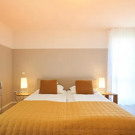 Πανσιόν Gaestehaus Am Wasserschloss & Restaurant Wasserschloss