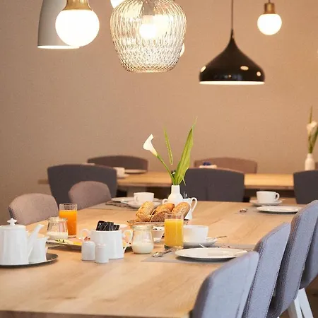 בית הארחה Gaestehaus Am Wasserschloss & Restaurant Wasserschloss Inzlingen