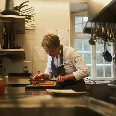 Πανσιόν Gaestehaus Am Wasserschloss & Restaurant Wasserschloss