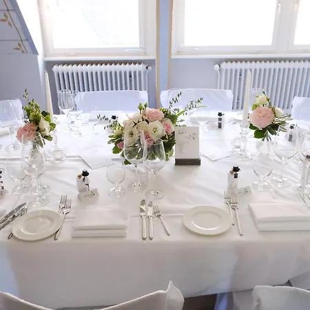 בית הארחה Gaestehaus Am Wasserschloss & Restaurant Wasserschloss 3*