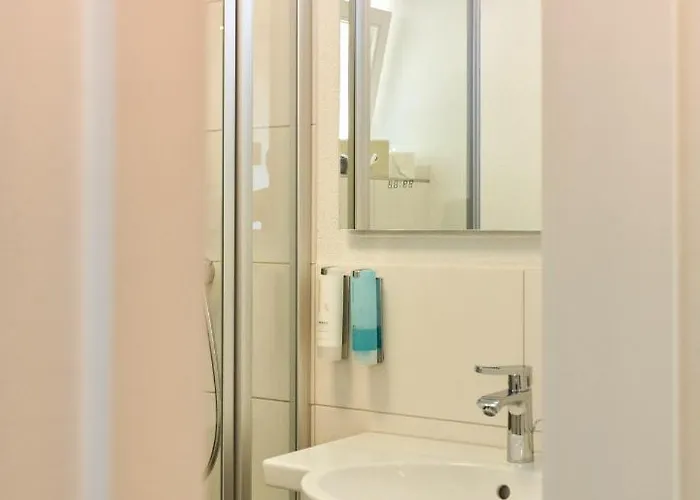 Gæstehus Gaestehaus Am Wasserschloss & Restaurant Wasserschloss Inzlingen